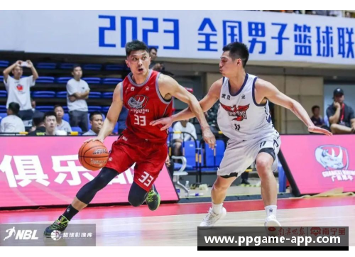 威壮球员：强势掌控赛场的力量象征